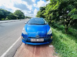 Toyota Aqua 2014 Car (Used)