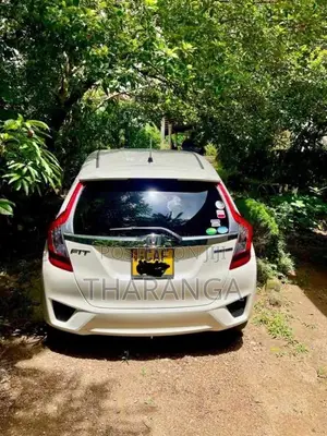 Honda Fit 2015 Car (Used)
