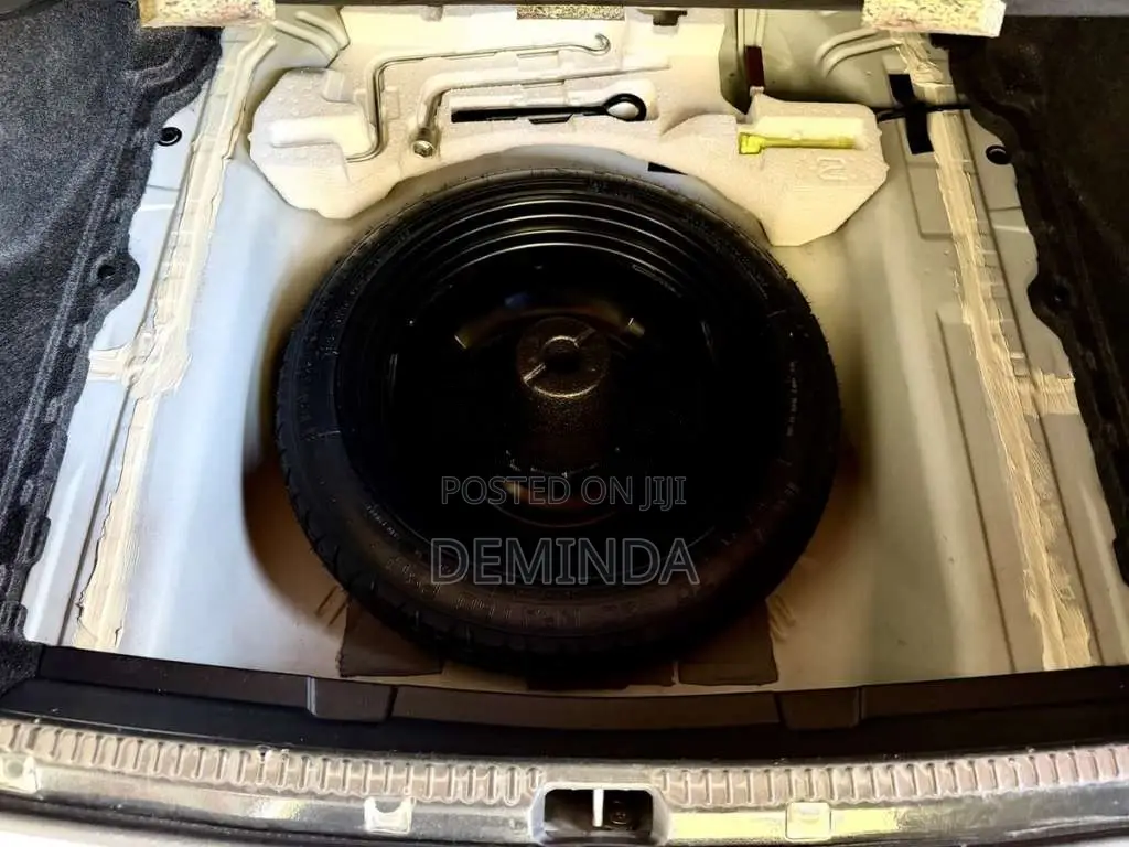 Toyota Axio Ivory 2018 Car (Used)