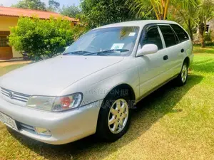 Toyota Elephant Back 1999 Car (Used)