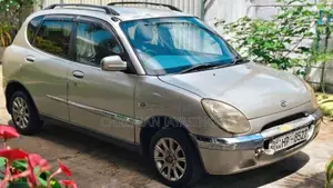 Toyota Duet 2001 Car (Used)