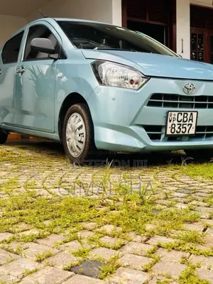 Toyota Pixis 2018 Car (Used)