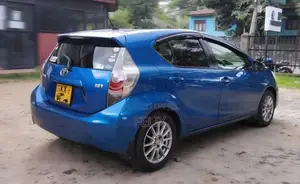 Toyota Aqua 2012 Car (Used)