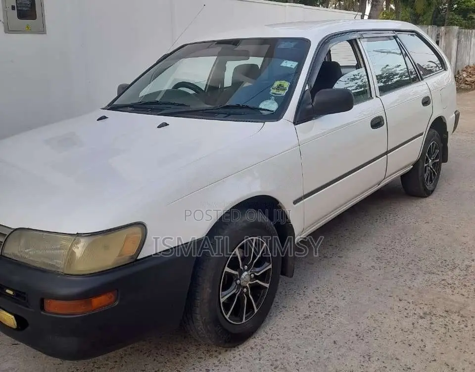 Toyota Corolla 103 2001 Car (Used)