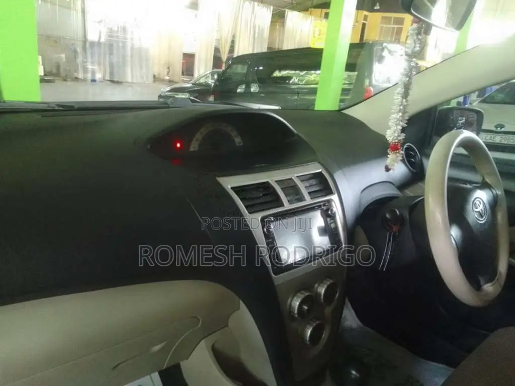 Toyota Belta 2007 Car (Used)