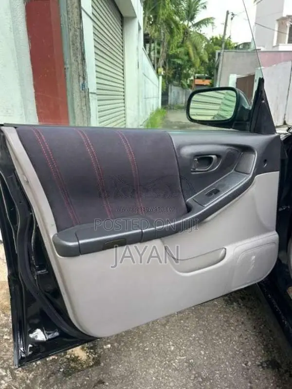 Subaru Forester SF5 1999 Car (Used)