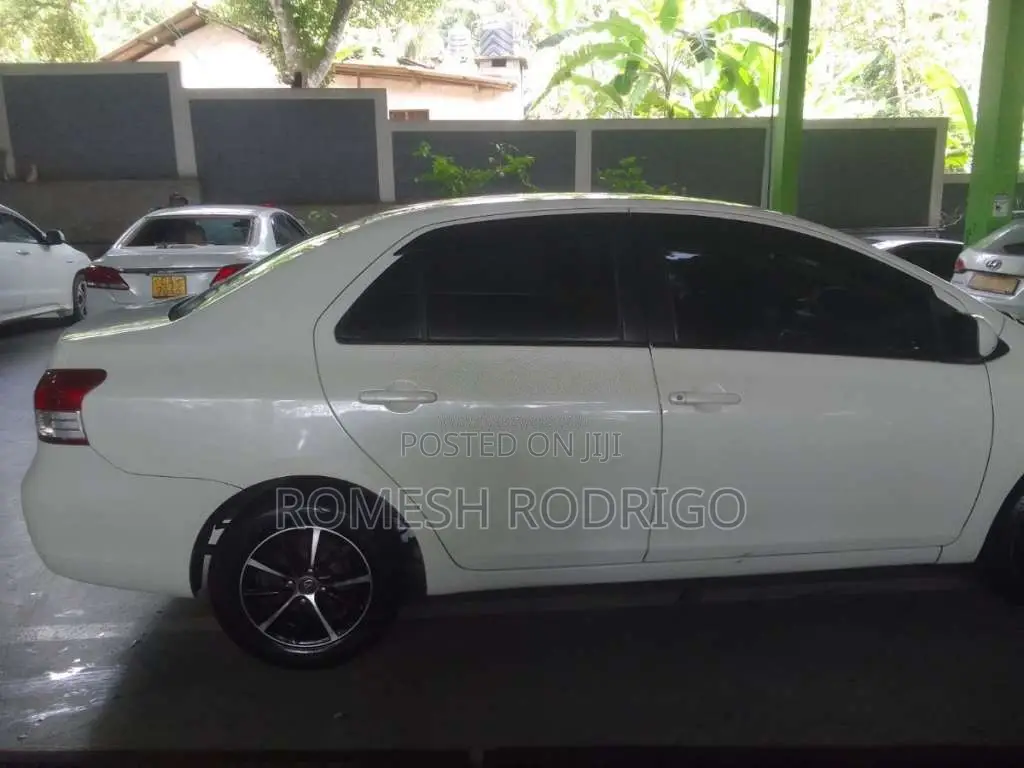 Toyota Belta 2007 Car (Used)