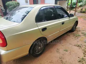Hyundai Accent 2000 Car (Used)