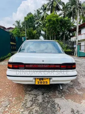 Toyota Carina 1990 Car (Used)