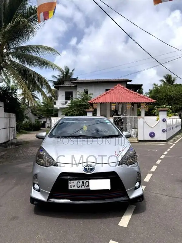 Toyota Aqua G Grade 2016 Car (Used)