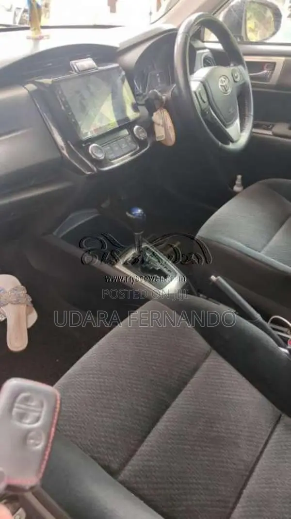 Toyota Axio Hybrid G Grade 2014 Car (Used)