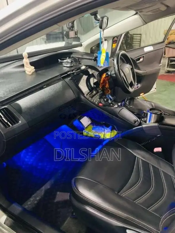 Toyota Prius 2012 Car (Used)