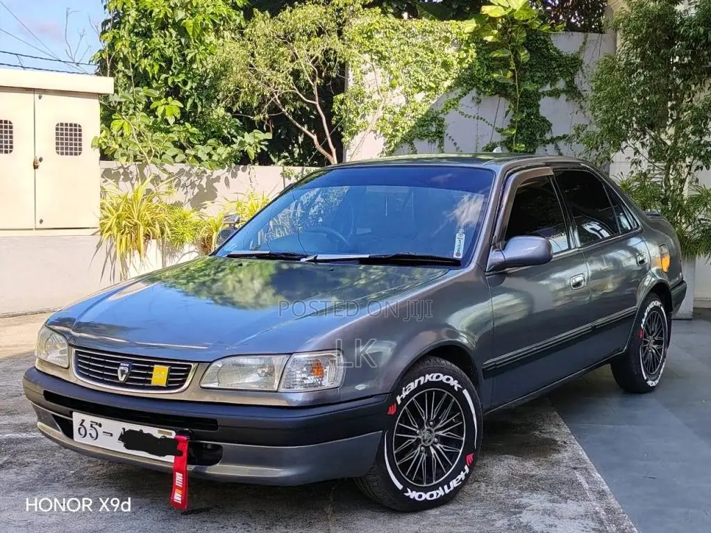 Toyota Corolla CE 114 CE110 Super Saloon 1999 Car (Used)