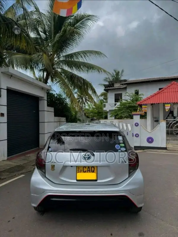 Toyota Aqua G Grade 2016 Car (Used)