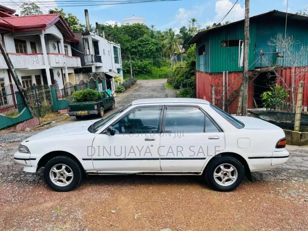 Toyota Carina 1990 Car (Used)