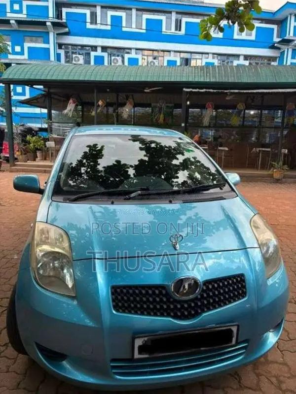 Toyota Vitz 2007 Car (Used)