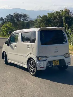Suzuki Wagon R Stingray 2017 Car (Used)