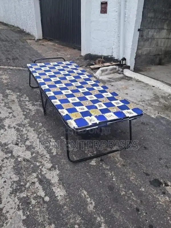 6×2.5 Ft Folding Bed with Mattrees