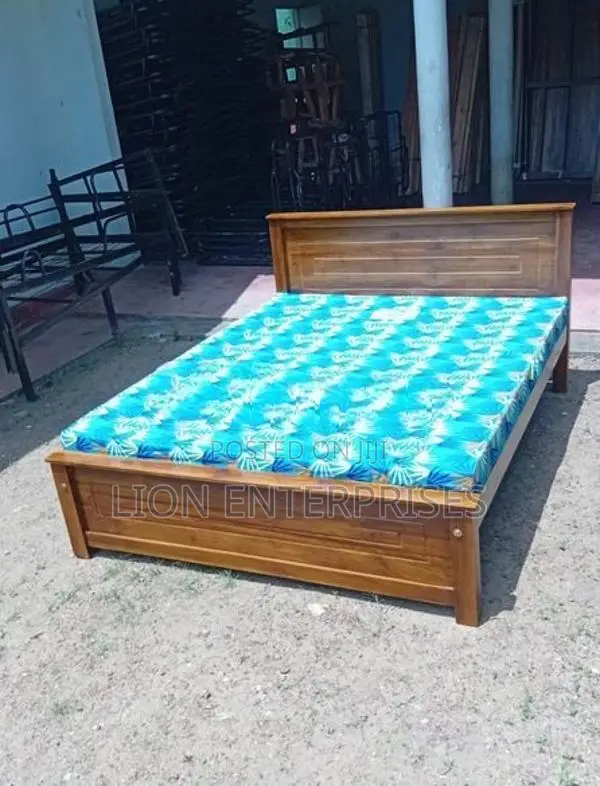72×60 Teak Box Bed with Mattrees