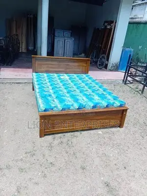 6×5 Teak Box Bed with Double Layer Mattrees
