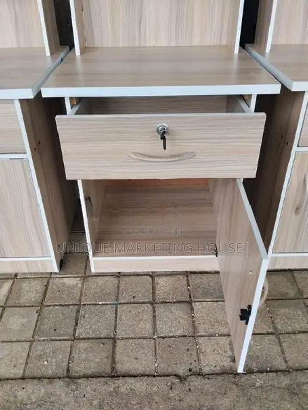 Modern American White Smart Dressing Table