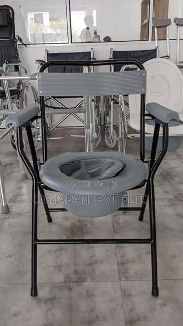 Commode Chair Gary