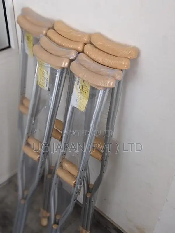 Under Arm Crutches M / L