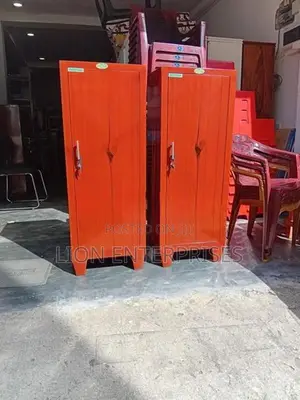 4×1.5 Ft Steel Half Cupboards