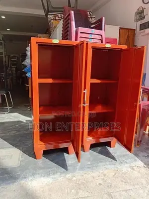 4×1.5 Ft Steel Half Cupboards