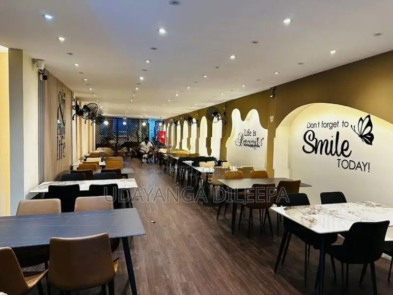 Restaurant Dining Table