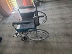 --Basic Wheelchair - Foldable--