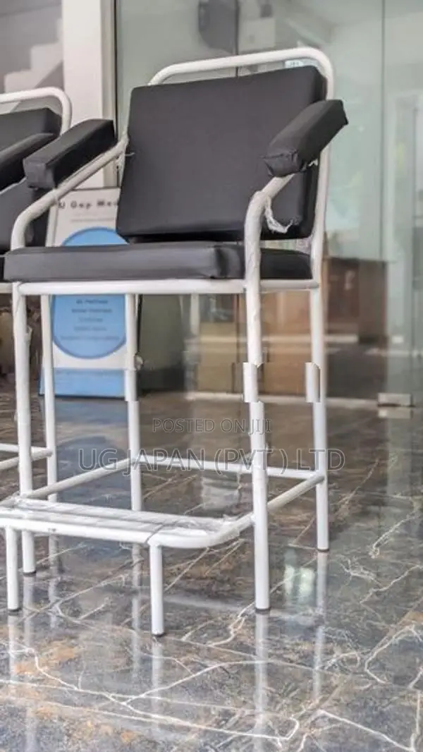 Foldable Blood Phlebotomy Chair / Drawing