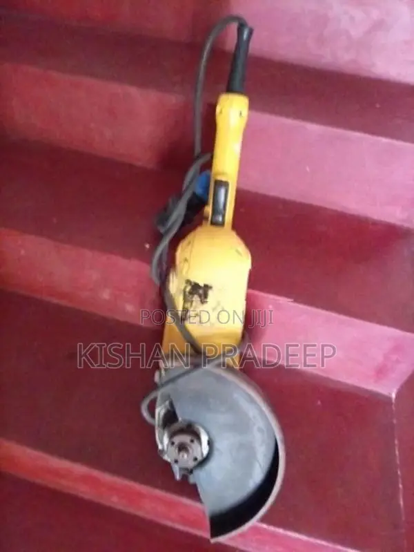 Dewalt Heavy-Duty Large Angle Grinder