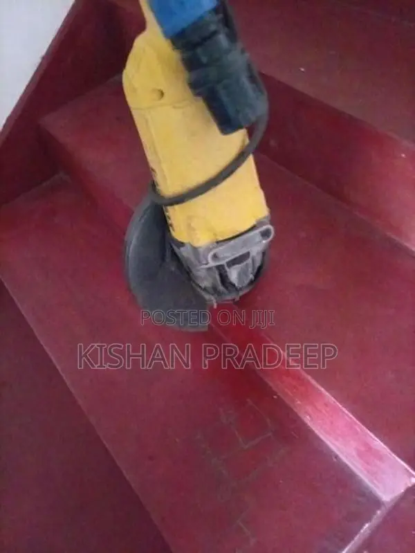Dewalt Heavy-Duty Large Angle Grinder