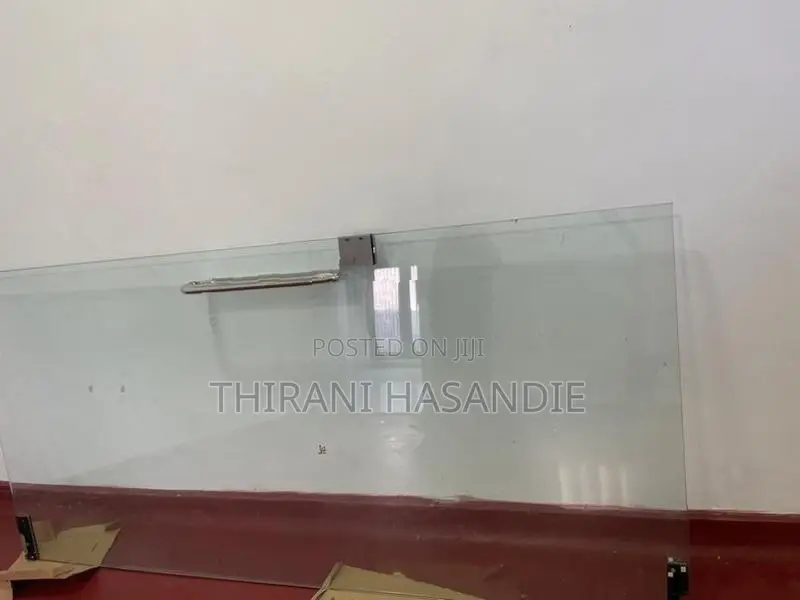 Tempered Glass Door with Handles