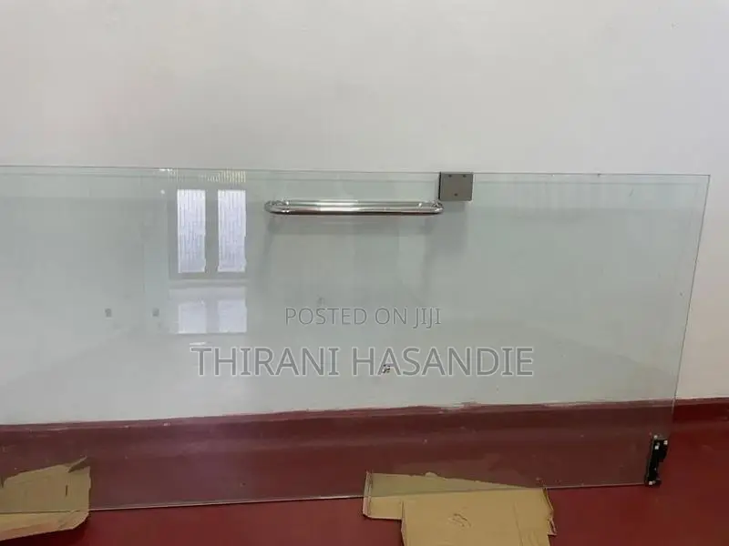 Tempered Glass Door with Handles