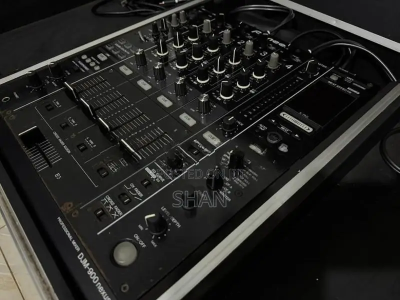 Pioneer DJM900 Nexus Mixer