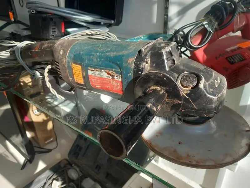 Men Angle Grinder