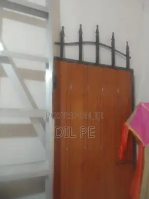 Door Gate