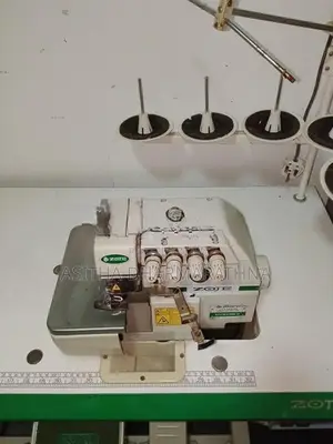 Zoje ZJ757B-516M2-35 5 Thread Overlock Machine