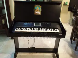 PSR 530 Yamaha Organ