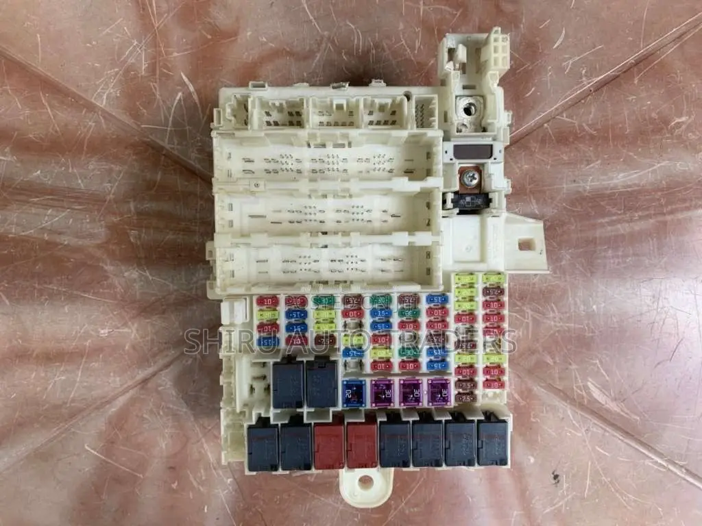 Honda fit GP1 fuse box for Car