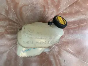 Toyota aqua coolant tank for Car