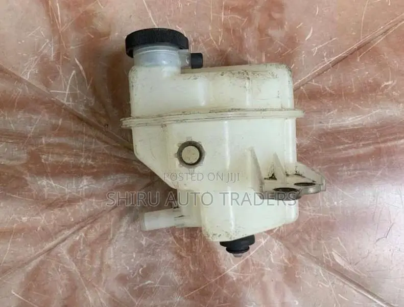 Toyota aqua coolant tank for Car