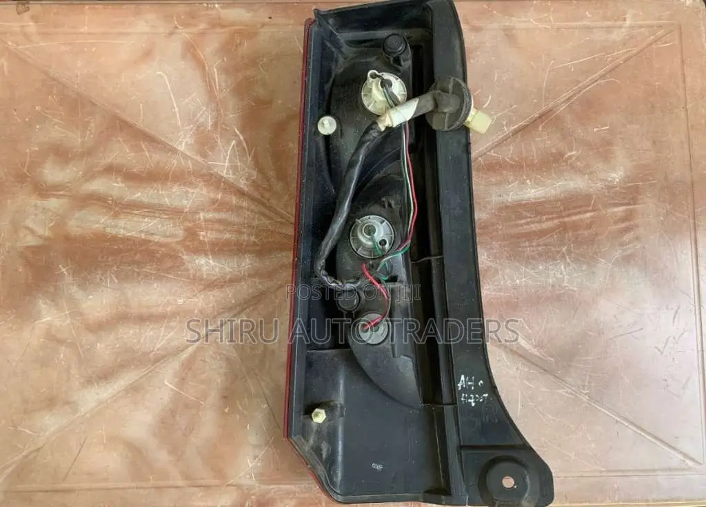 Suzuki alto ha24 right side tail lamp for Car
