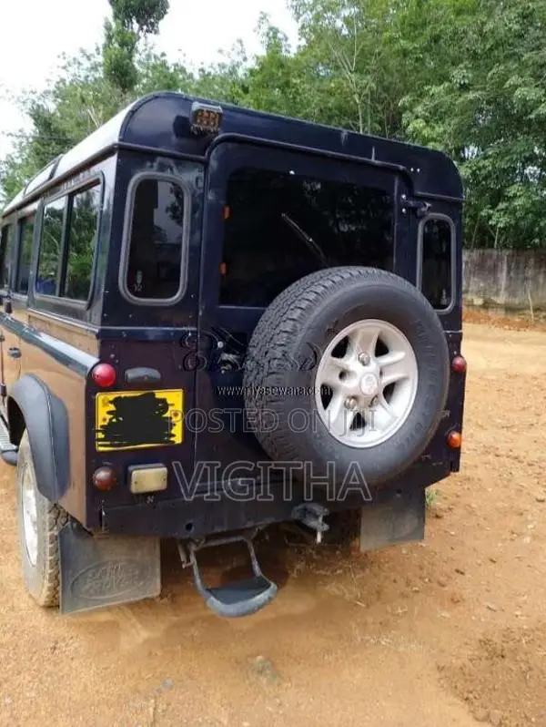 Land rover Defender 300 for SUV