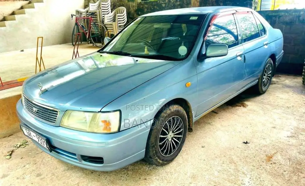 Nissan Bluebird 2000 Car (Used)