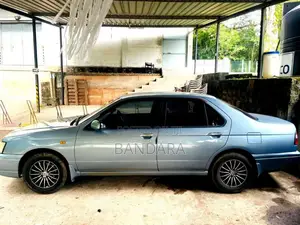 Nissan Bluebird 2000 Car (Used)