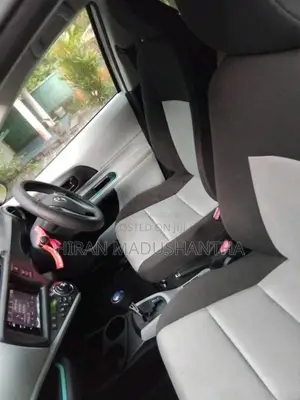 Toyota Aqua 2014 Car (Used)