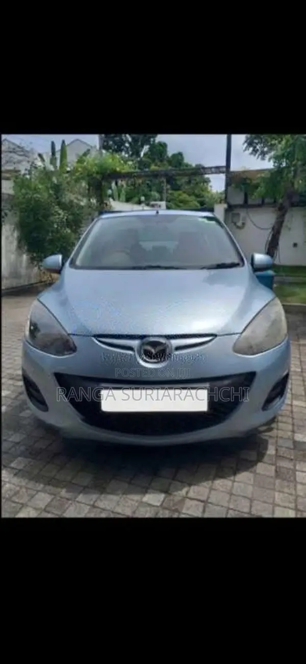 Mazda 2 2011 Car (Used)